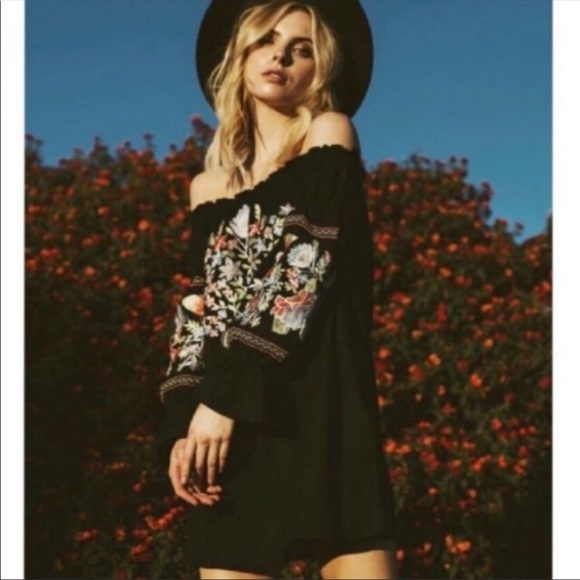 Free People |  Fleur Du Jour Embroidered Off-Shoulder Dress | Small - Picture 3 of 16
